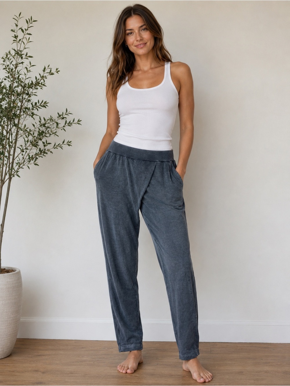 Stateside Women’s Size XS Draped Front Pull On Relaxed Fit Grey Pants Casual